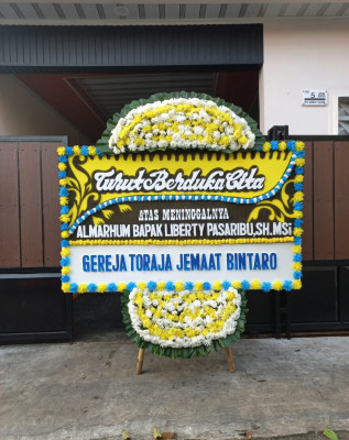 Papan Bunga Duka di Rejowinangun Utara