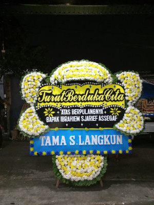Papan Bunga Duka di Rejowinangun Utara